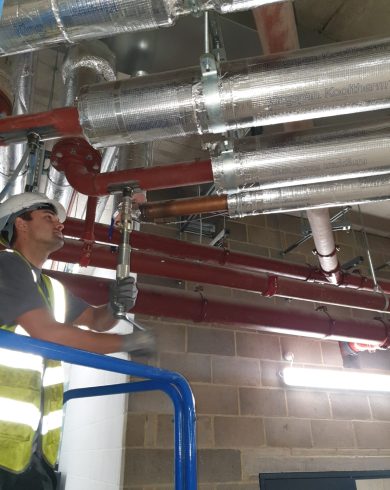 Hot Tapping Contractors installing valves