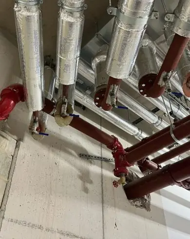 Hot Tapping Contractors installing valves