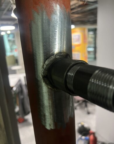 Hot Tapping Contractors installing valves