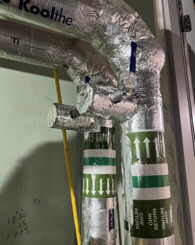Hot Tapping Contractors installing valves