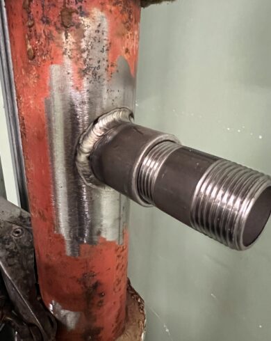 Hot Tapping Contractors installing valves