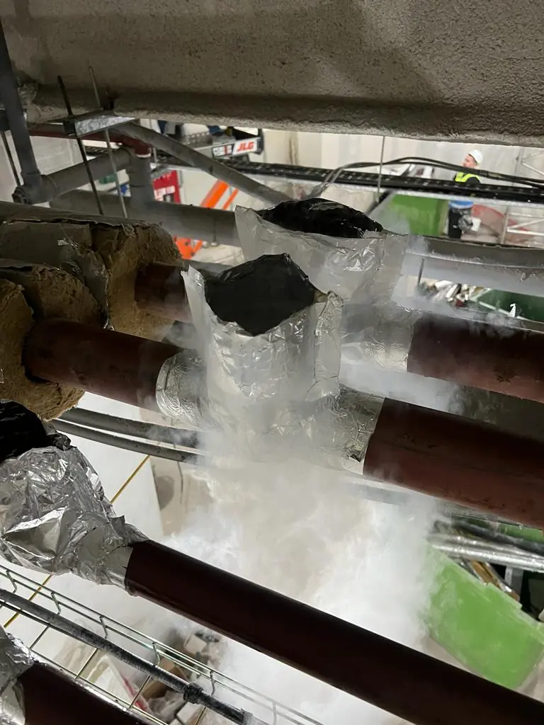 Removal of all redundant services with Liquid Nitrogen Pipe Freezing